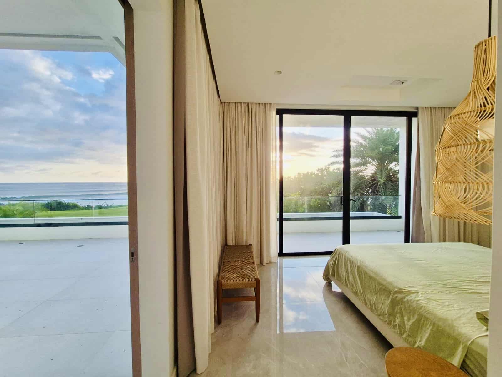 14c76ea9-d14b-4be6-8d76-e9185440052e